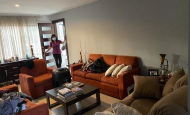 Casa en venta de 4 departamentos en el batan feria libre