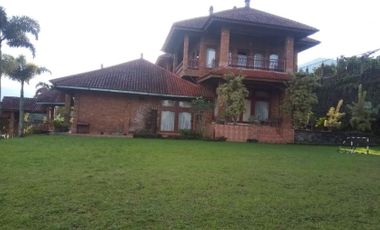 Villa Desa Cibeureum Taman Safari Di Area Puncak Bogor- GB 6725 BR