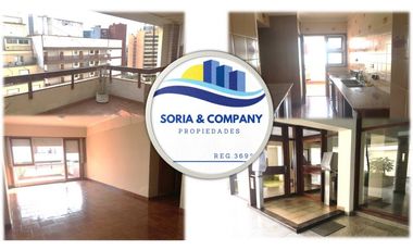 VENTA SEMIPISO DE 5 AMBIENTES EN MACROCENTRO