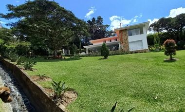 finca en venta en km 12 la evira. Cod V15260