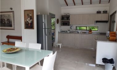 FINCA EN PARCELACION ENTRE SAN JERONIMO Y SANTA FE DE ANTIOQUIA