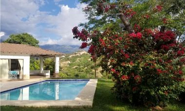 FINCA EN PARCELACION ENTRE SAN JERONIMO Y SANTA FE DE ANTIOQUIA