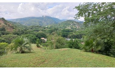 FINCA EN PARCELACION ENTRE SAN JERONIMO Y SANTA FE DE ANTIOQUIA
