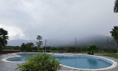 YAUTEPEC HERMOSO Y PLANO RANCHO CON CABALLERIZAS LAGO ALBERCA JACUZZI TENIS 6 HABITACIONES