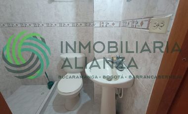 casa en arriendo en pueblo nuevo. Cod A17010