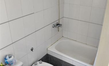 Venta Dpto 2 dorm. Balcón. Frente. Con escritura. Nueva Córdoba