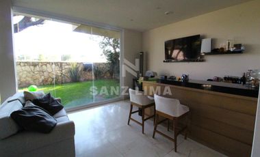 SAN LORENZO RESIDENCIAL: Impresionante casa de lujo, moderna e iluminada.