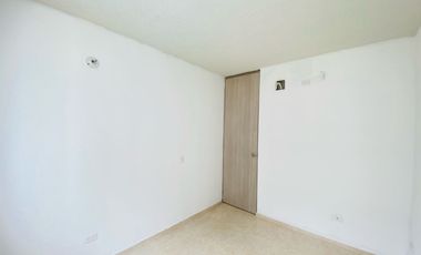 apartamento en arriendo en la carolina. Cod A92296