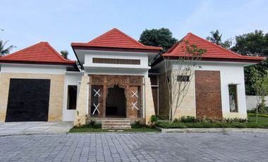 VILLA LARIS DI BOROBUDUR, FULLY FURNISHED