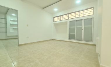 COD. 163 - SE ARRIENDA OFICINA - BARRIO: LA FORD