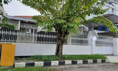 Rumah disewakan di RW 01, Sukolilo Baru, Bulak, Surabaya, Jawa Timur