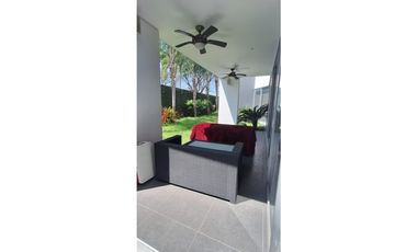 VENDO HERMOSA CASA EN PORTICO DEL RIO VIA A SAMBORONDON