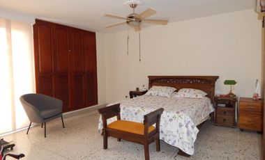 apartamento en venta en altos de riomar. Cod V80713