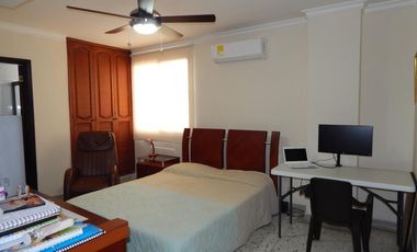 apartamento en venta en altos de riomar. Cod V80713