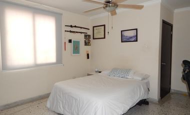 apartamento en venta en altos de riomar. Cod V80713