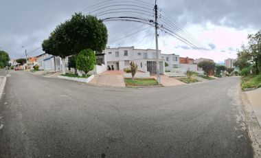 CASA EN DIAMANTE II. Cod V9027