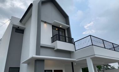 Rumah Keren Dekat Stadion Maguwo Yogyakarta