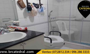 Departamento de venta en Av. Ordóñez Lazo – código:19956