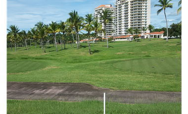 Venta de apartamento de playa en Vista Mar Golf Beach & Marina