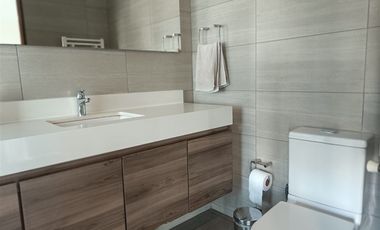 Departamento en venta. Cerca Portal La Dehesa Lo Barnechea