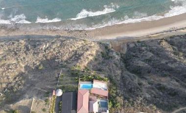 Frente al Mar