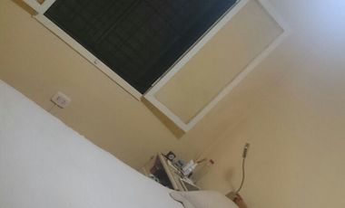 GUIDEK - STASIUK PROPIEDADES VENDE CASA TRES DORMITORIOS BARRIO SCHUSTER