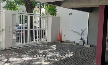 Cochera descubierta en venta San Isidro