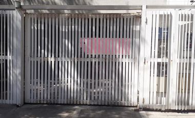Cochera descubierta en venta San Isidro