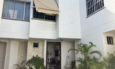 casa condominio en venta en altos de riomar. Cod V103154