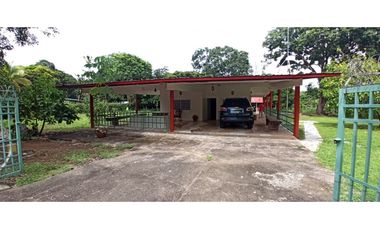 SE VENDE CASA DE CAMPO EN VIA PRINCIPAL >>LA MESA<<