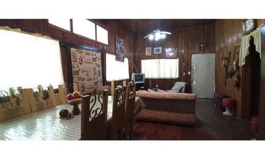 SE VENDE CASA DE CAMPO EN VIA PRINCIPAL >>LA MESA<<