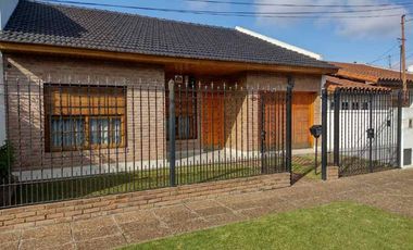 Chalet en venta en Moron Sur