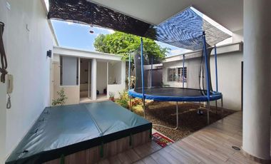 casa en venta en quinta oriental. Cod V2077