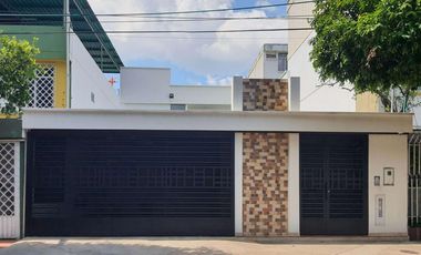 casa en venta en quinta oriental. Cod V2077