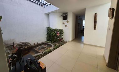 casa en venta en quinta oriental. Cod V2077