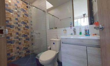 casa en venta en quinta oriental. Cod V2077