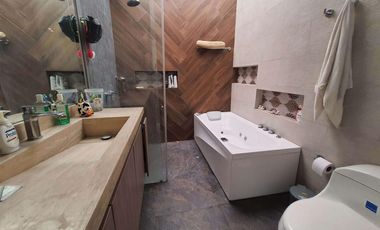 casa en venta en quinta oriental. Cod V2077