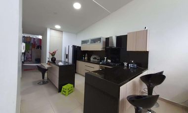 casa en venta en quinta oriental. Cod V2077