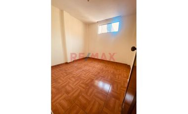 Alquilo Lindo Depa En Comas Frente A Parque Enrrejado