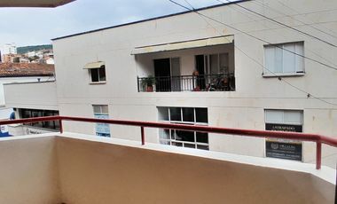apartamento en arriendo en centro. Cod A35221