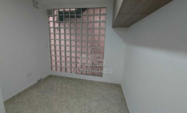 casa en arriendo en prados de sabaneta. Cod A63671
