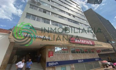 oficina en arriendo en centro. Cod A15819
