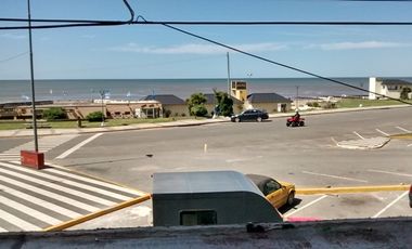 DEPARTAMENTO DE 3 AMBIENTES EN EXCELENTE ESTADO Y ZONA.