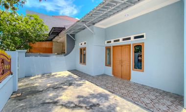 Rumah Tanah Luas 13 Menit ke Stasiun Lemah Abang Bebas Banjir J-45564