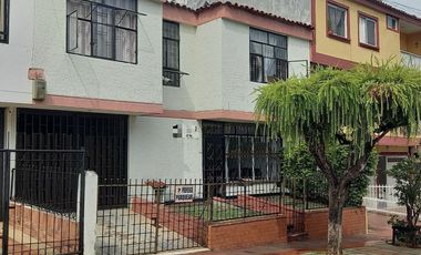 VENTA DE CASA DIAMANTE II BUCARAMANGA. Cod V9434