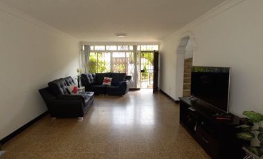 VENTA DE CASA DIAMANTE II BUCARAMANGA. Cod V9434