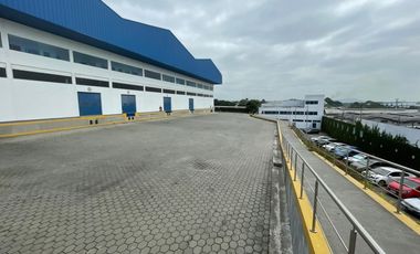 Vía Daule se alquila bodegas 14800 m2 ideal para farmaceuticas