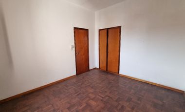 Casa para 2 Familias en venta en Quilmes Oeste