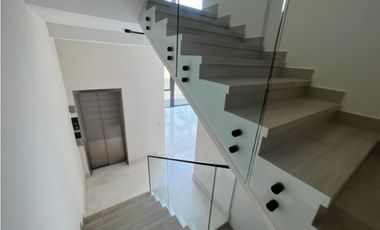 VILLA EN VENTA - OCEAN REEF ISLAND - PROPIEDAD LUXURY Panama