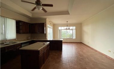 VENTA CASA EN SORA CERCA A ALTOS DEL MARIA CV